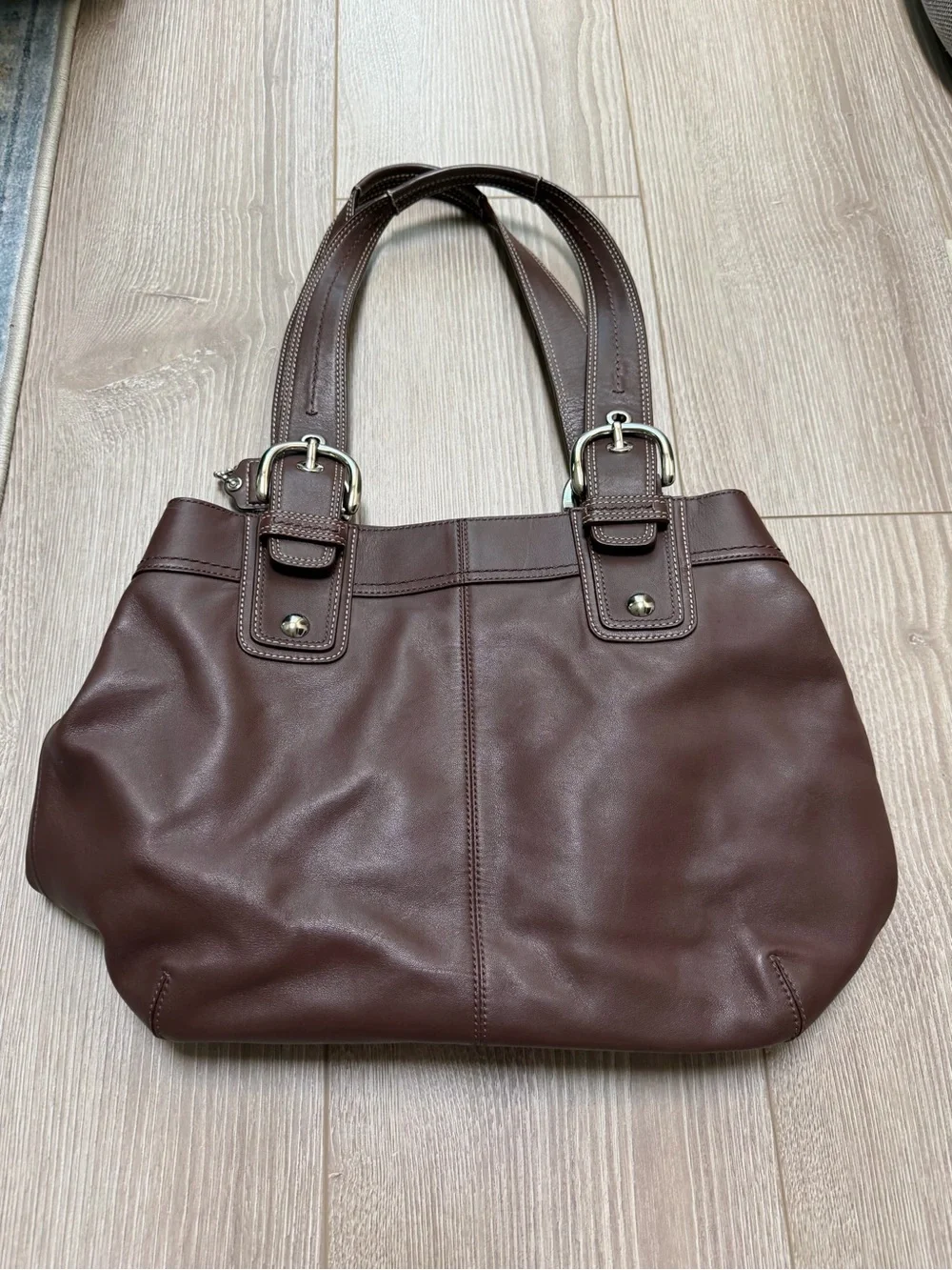 Coach Vintage SoHo Pleated Hobo Bag Espresso Brown Silver Slouchy Leather Y2K